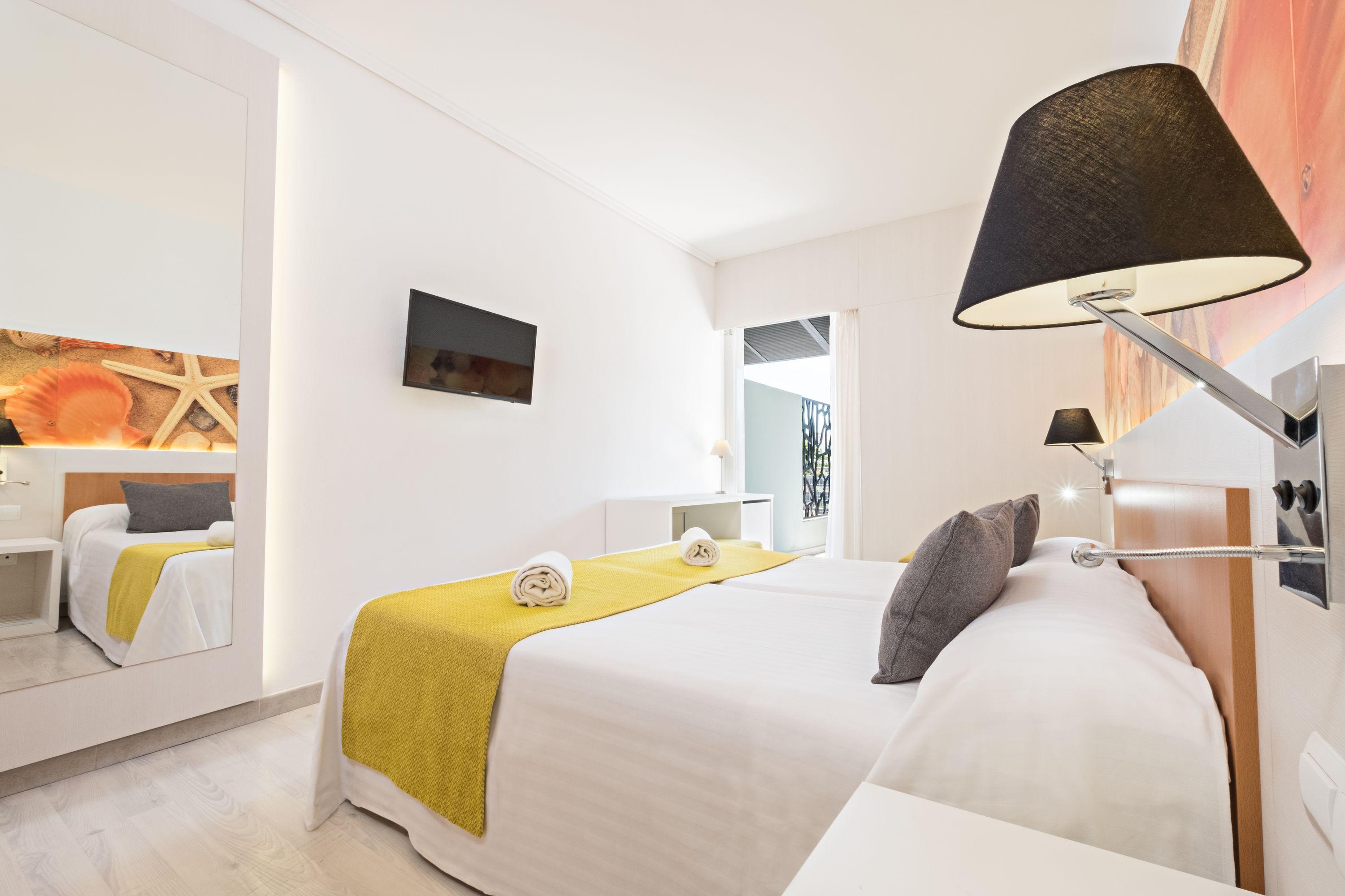 Azuline Hotel Pacific Sant Antoni de Portmany Extérieur photo
