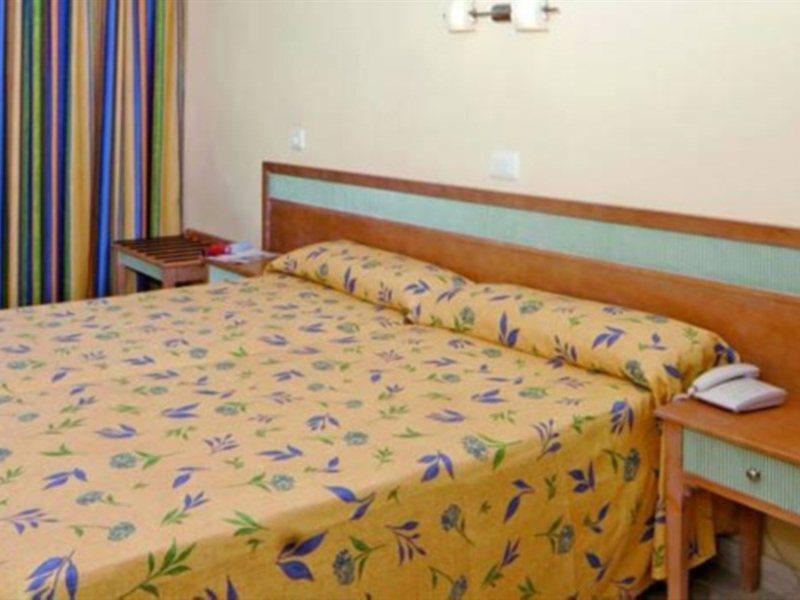 Azuline Hotel Pacific Sant Antoni de Portmany Extérieur photo