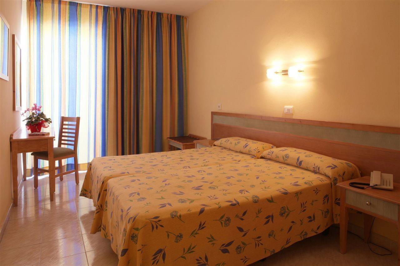 Azuline Hotel Pacific Sant Antoni de Portmany Extérieur photo
