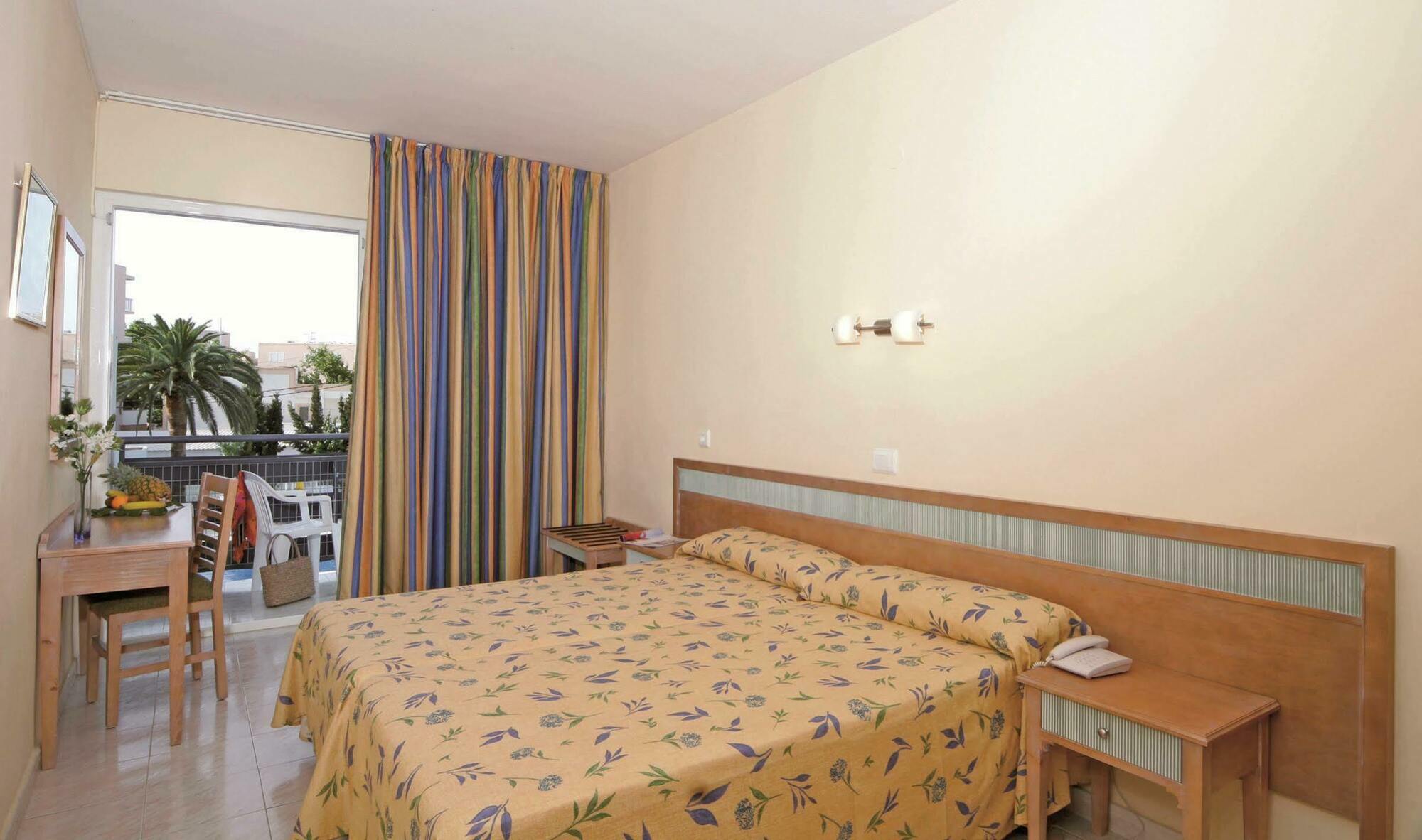 Azuline Hotel Pacific Sant Antoni de Portmany Chambre photo